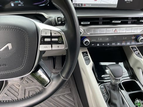 Used 2023 Kia Telluride S w/ S Sunroof Package AWD/4WD image 20