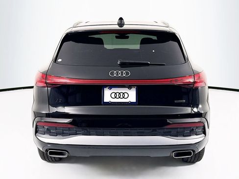 Used 2025 Audi Q5 Premium w/ Convenience Package AWD/4WD image 6