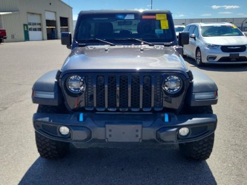 Used 2023 Jeep Wrangler Unlimited w/ 8.4" Radio Group AWD/4WD image 6