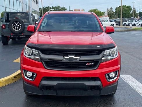 Used 2019 Chevrolet Colorado Z71 AWD/4WD image 3