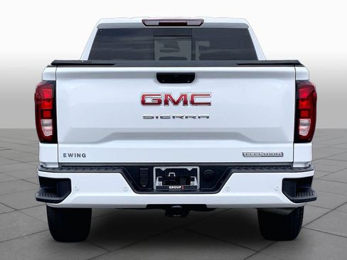 Used 2025 GMC Sierra 1500 Elevation w/ Elevation Premium Package AWD/4WD image 5