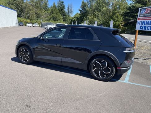 Certified 2024 Hyundai Ioniq 5 SEL AWD/4WD image 3