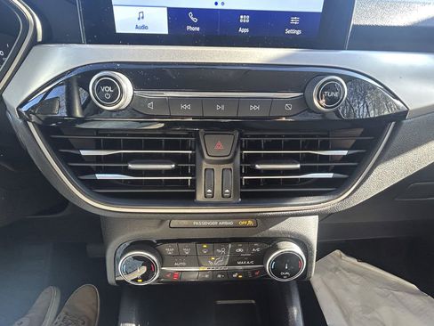 Used 2022 Ford Escape SE w/ Convenience Package AWD/4WD image 18