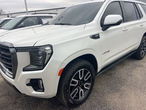 Used 2022 GMC Yukon AT4 image 2