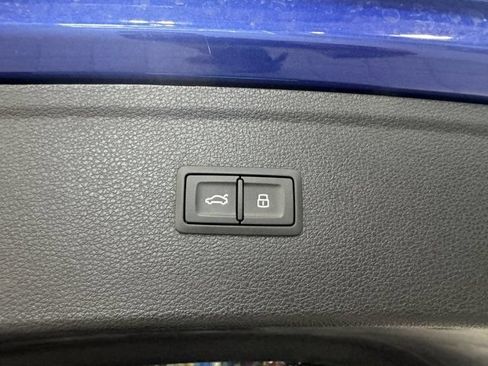 Certified 2023 Audi SQ5 Premium Plus w/ Premium Plus Package AWD/4WD image 34