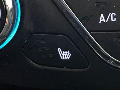 Used 2018 Chevrolet Cruze LT w/ Convenience Package FWD image 28