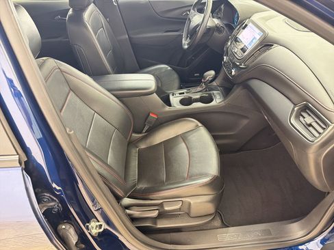 Used 2022 Chevrolet Equinox RS w/ RS Leather Package FWD image 30