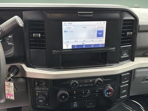 Used 2025 Ford F250 XLT AWD/4WD image 25