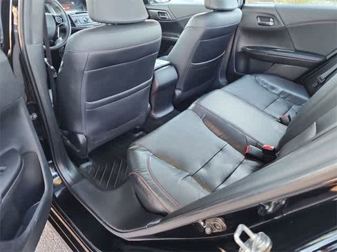 Used 2017 Honda Accord Sport Special Edition image 16
