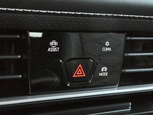 New 2026 Volkswagen Atlas SE AWD/4WD image 16