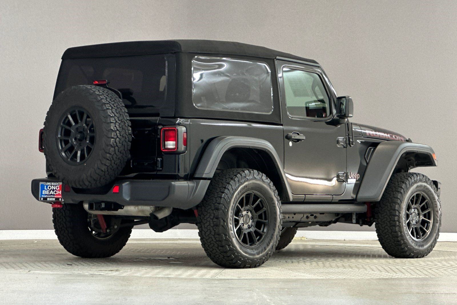 Used 2023 Jeep Wrangler Rubicon w/ Cold Weather Group AWD/4WD image 9