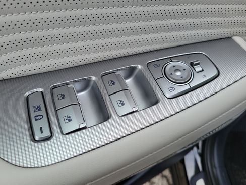 Used 2024 Hyundai Palisade Calligraphy image 20