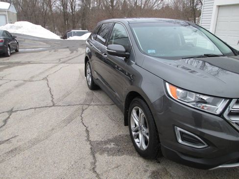 Used 2017 Ford Edge Titanium w/ Equipment Group 301A image 7