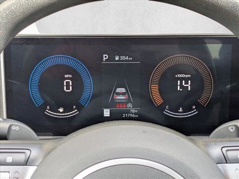 Used 2025 Hyundai Tucson SEL image 3