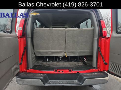 Certified 2016 Chevrolet Express 3500 LT w/ LT Preferred Equipment Group RWD image 27