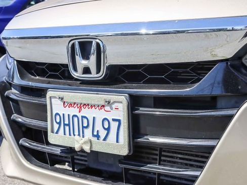 Certified 2018 Honda Accord EX image 13