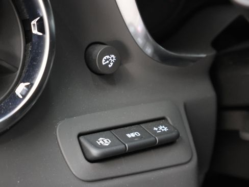 Used 2022 Chevrolet Camaro ZL1 image 38