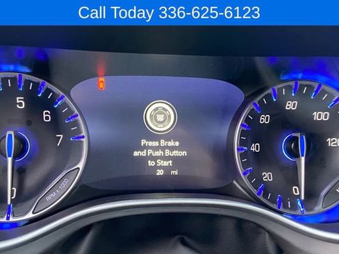 New 2026 Chrysler Pacifica Select FWD image 18