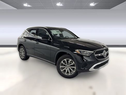 Certified 2026 Mercedes-Benz GLC 300 image 7