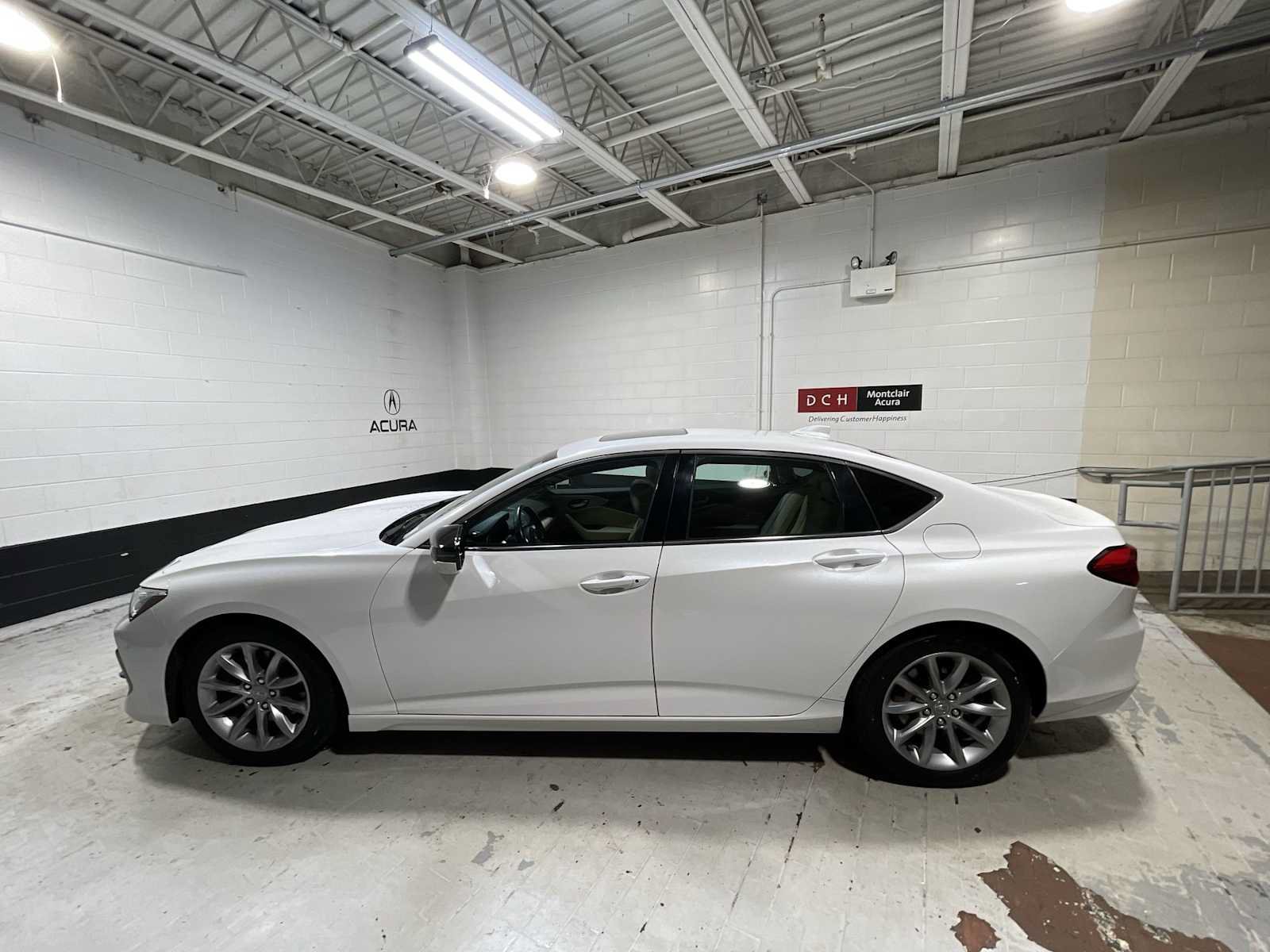 Used 2021 Acura TLX SH-AWD image 3