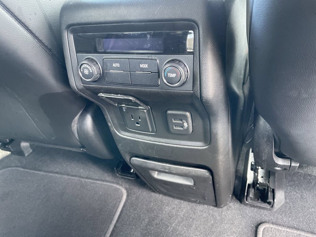 Used 2019 GMC Acadia SLT AWD/4WD image 25
