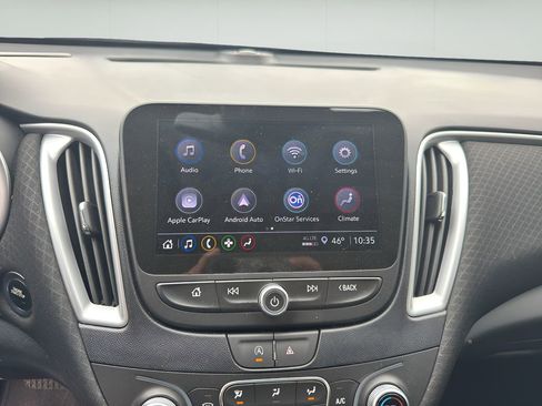 Used 2023 Chevrolet Malibu LT FWD image 23