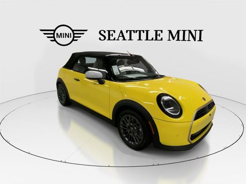 New 2026 MINI Cooper S image 2