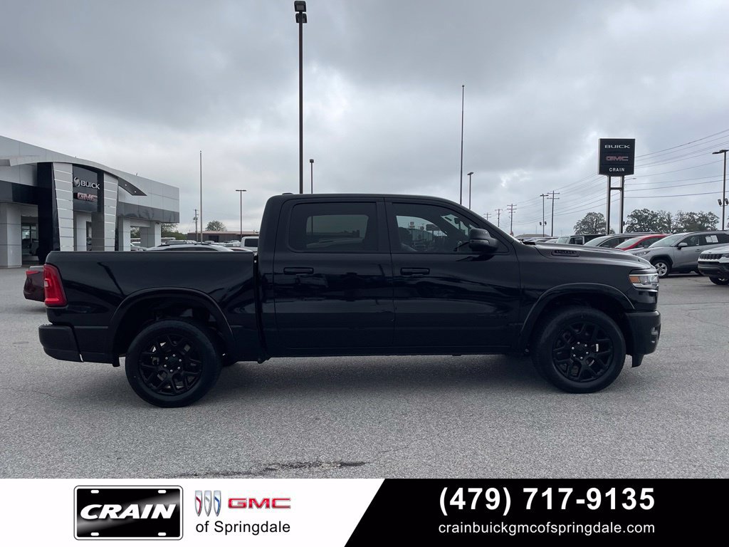 Used 2025 RAM 1500 Laramie AWD/4WD image 9