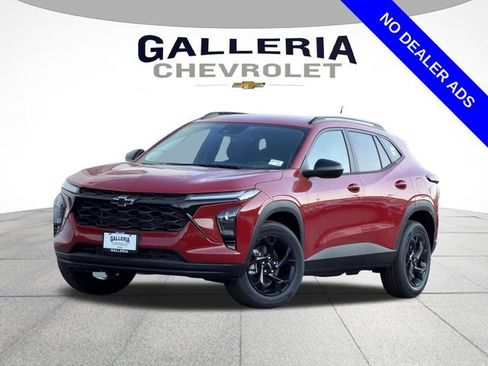 New 2026 Chevrolet Trax LT w/ Driver Confidence Package FWD image 1