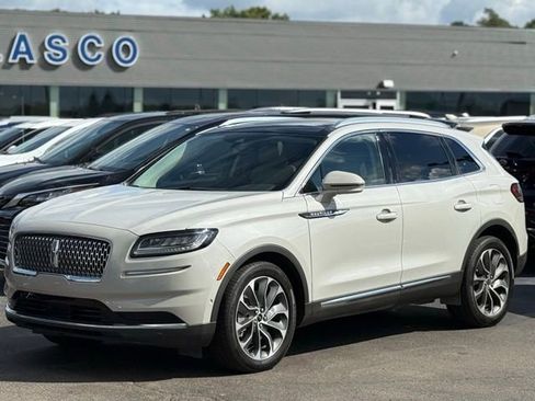 Used 2022 Lincoln Nautilus Reserve w/ Equipment Group 201A image 39