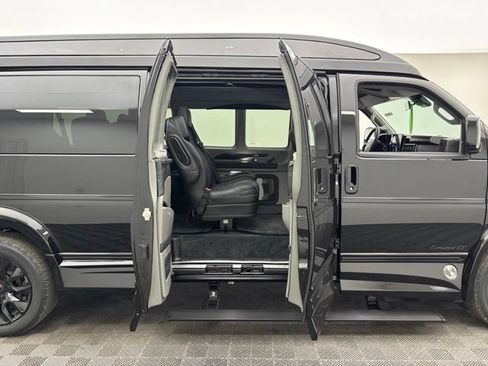 New 2026 GMC Savana 2500 Extended w/ Driver Convenience Package RWD image 7