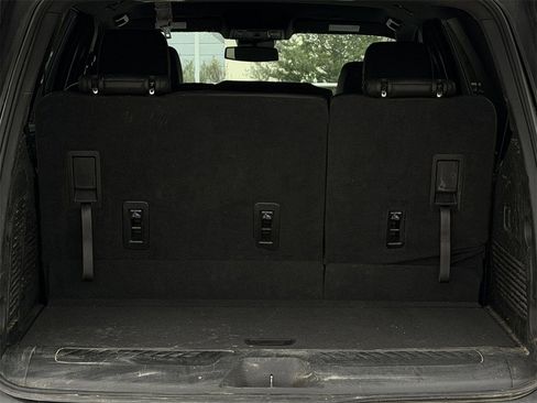 Used 2024 Chevrolet Tahoe LT image 30