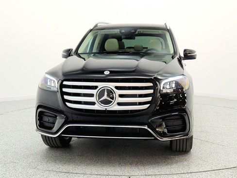 New 2026 Mercedes-Benz GLS 450 4MATIC image 2