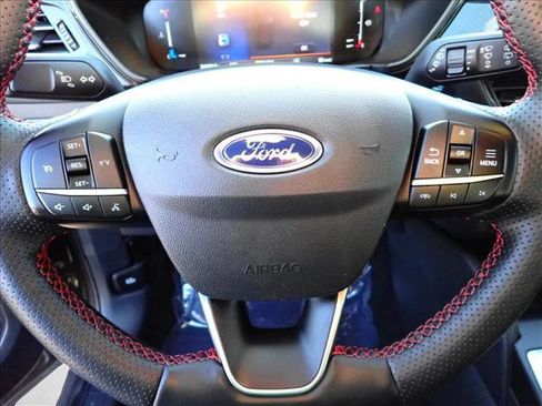 Certified 2024 Ford Escape ST-Line image 17