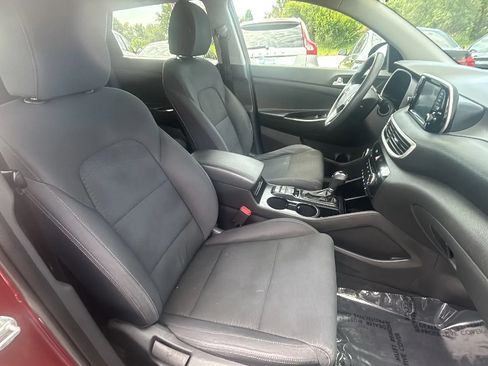Used 2019 Hyundai Tucson Value FWD image 23
