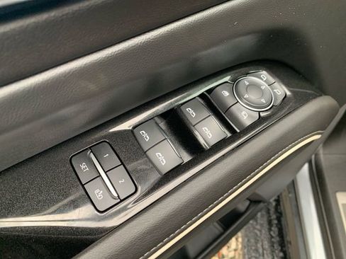 Used 2021 Cadillac Escalade Premium Luxury w/ Driver Assist Tech Package image 18