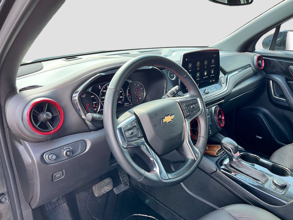 Used 2024 Chevrolet Blazer RS w/ LPO, Floor Liner Package FWD image 9
