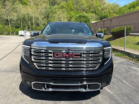 Used 2024 GMC Sierra 1500 Denali w/ Denali Reserve Package AWD/4WD image 13