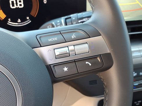 Certified 2025 Hyundai Kona SEL image 26