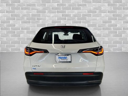 Used 2023 Honda HR-V LX image 4