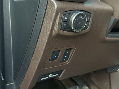 Used 2017 Ford F250 King Ranch w/ King Ranch Ultimate Package image 27