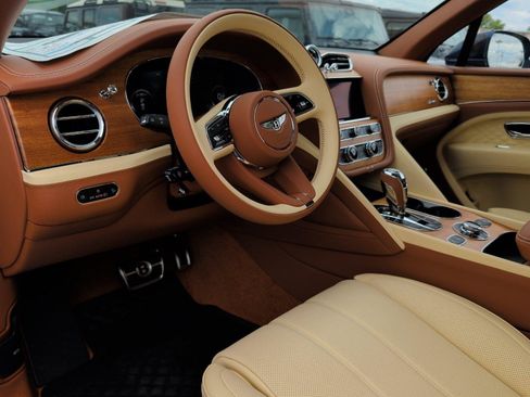 New 2026 Bentley Bentayga Extended Wheelbase AWD/4WD image 23
