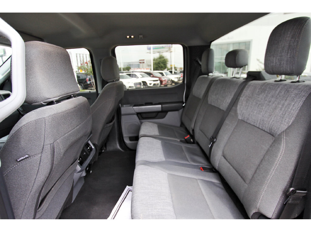 Used 2025 Ford F250 XLT w/ FX4 Off-Road Package AWD/4WD image 13