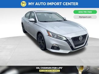 Used 2019 Nissan Altima 2.5 Platinum video 1