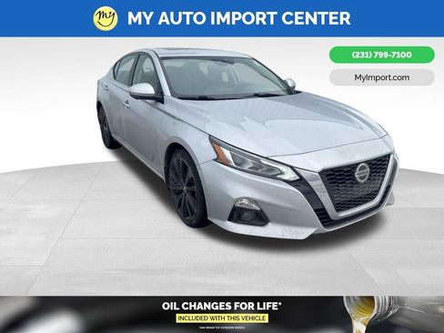 Used 2019 Nissan Altima 2.5 Platinum image 1