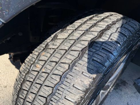Used 2015 Lincoln Navigator 2WD image 10