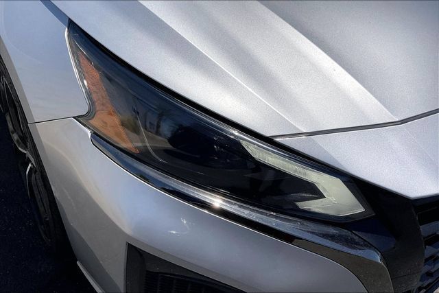 Certified 2024 Nissan Altima 2.5 SR FWD image 27