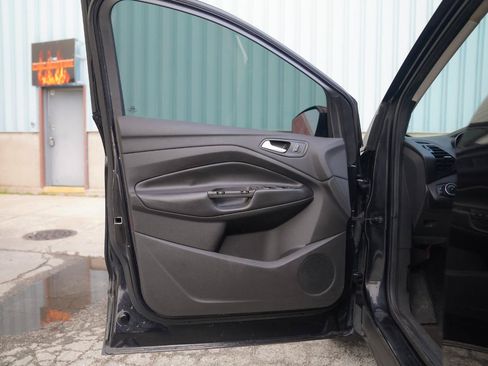 Used 2019 Ford Escape SE AWD/4WD image 21