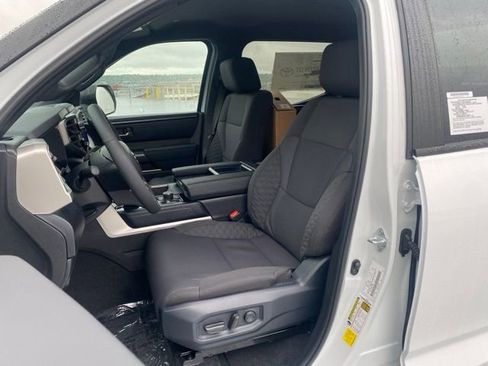 New 2026 Toyota Tundra SR5 AWD/4WD image 18