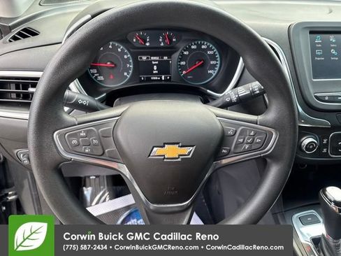 Used 2018 Chevrolet Equinox LT AWD/4WD image 18